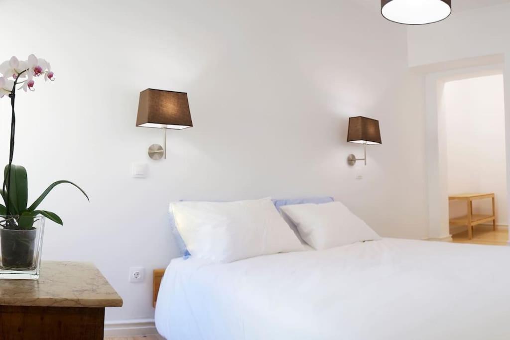 Two Bedroom Apt In Historic Location! Close To The River Lisboa Exteriör bild