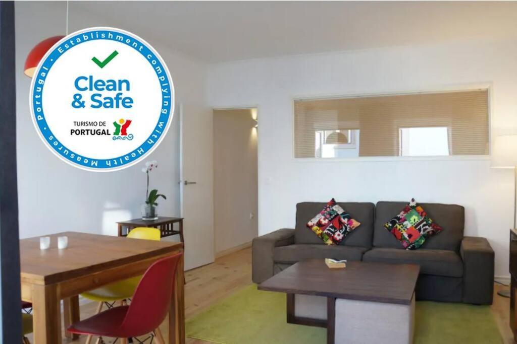 Two Bedroom Apt In Historic Location! Close To The River Lisboa Exteriör bild